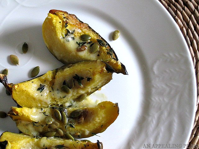 Cheesy-Thyme-Baked-Acorn-Squash-With-Toasted-Pumpkin-Seeds-@AnAppealingPlan-Fall-Recipes-1